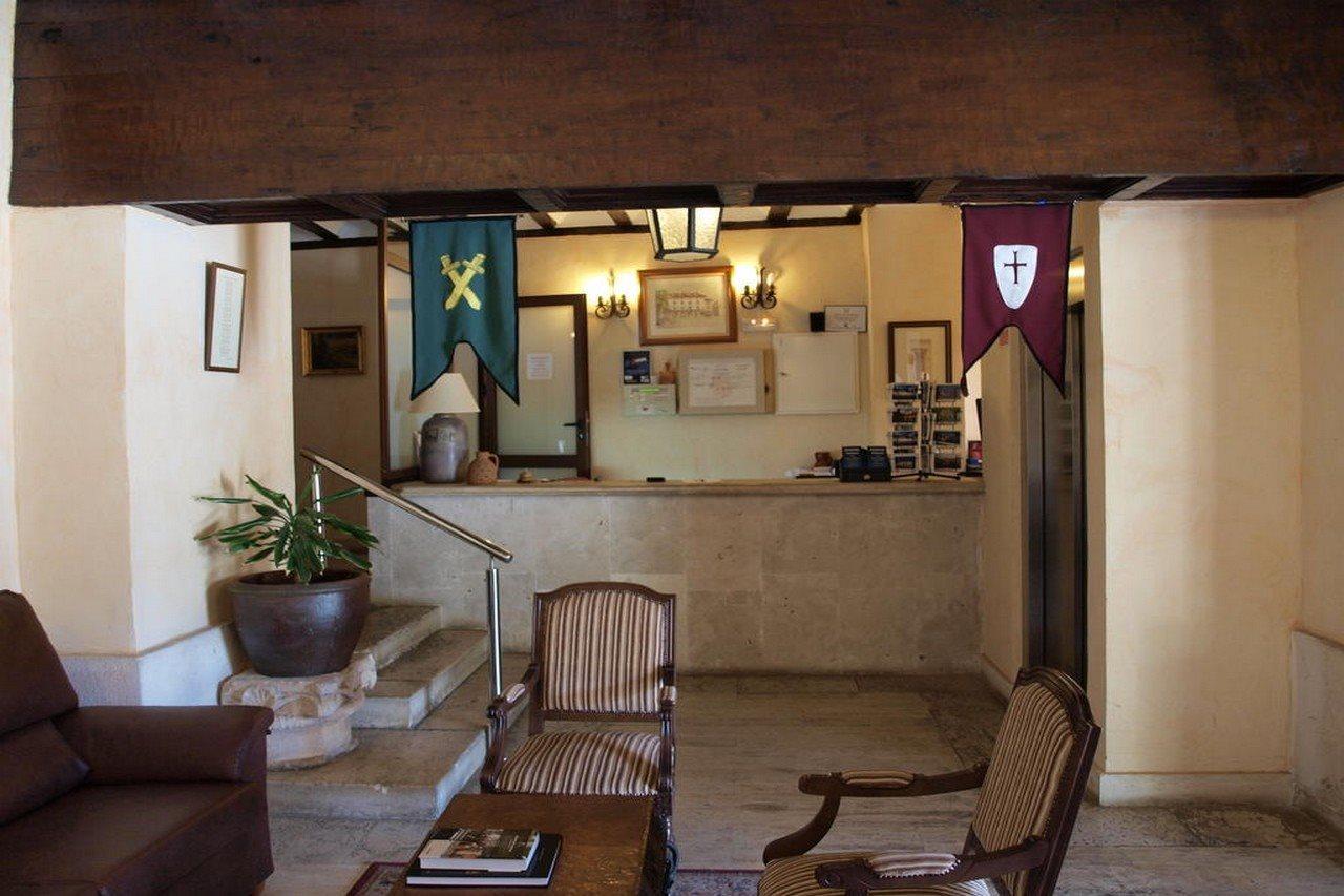 Hotel Nuevo Arlanza Covarrubias Kültér fotó