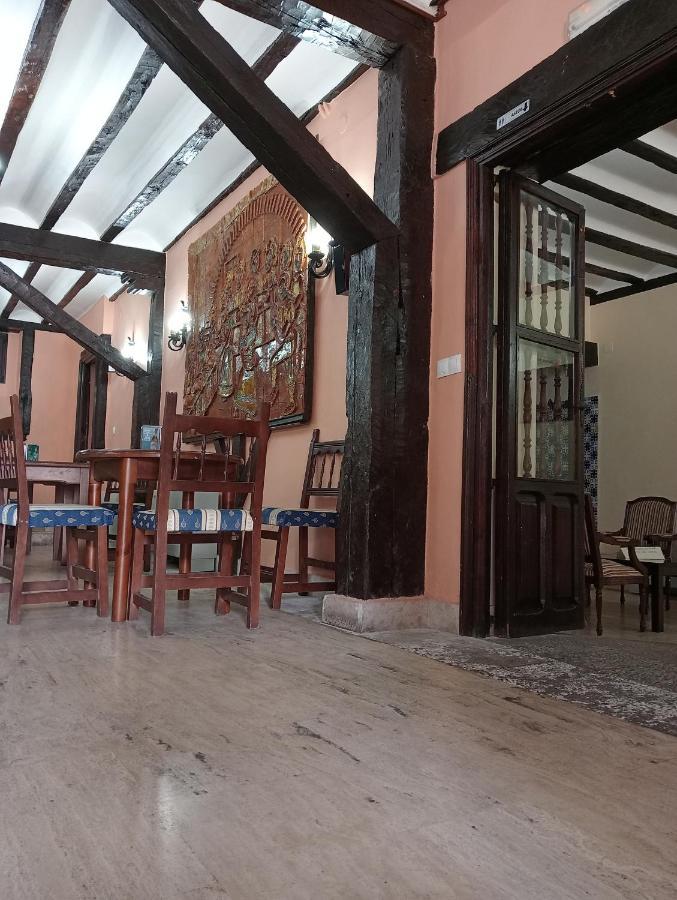 Hotel Nuevo Arlanza Covarrubias Kültér fotó