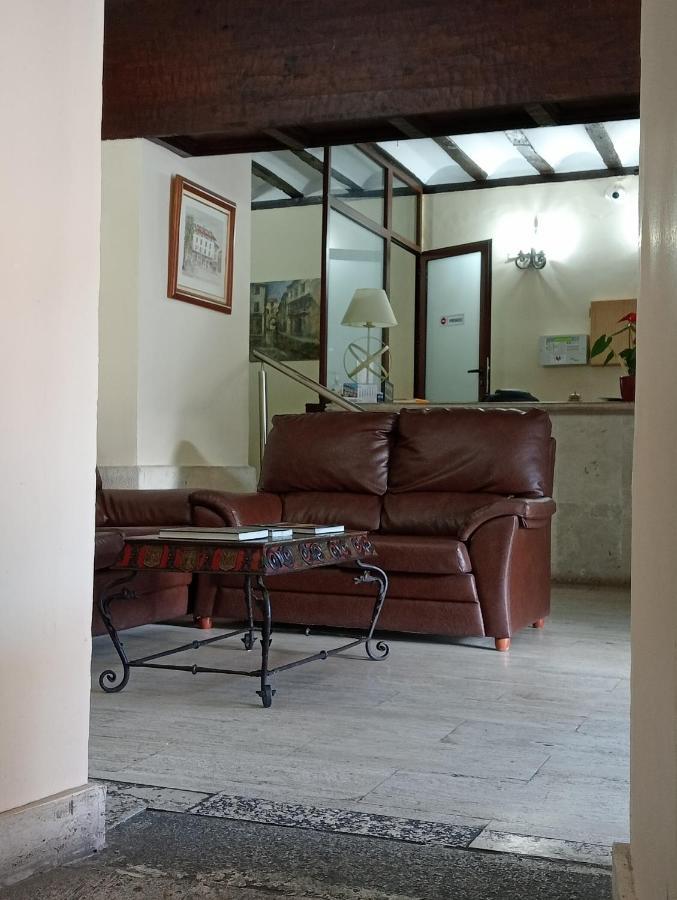 Hotel Nuevo Arlanza Covarrubias Kültér fotó