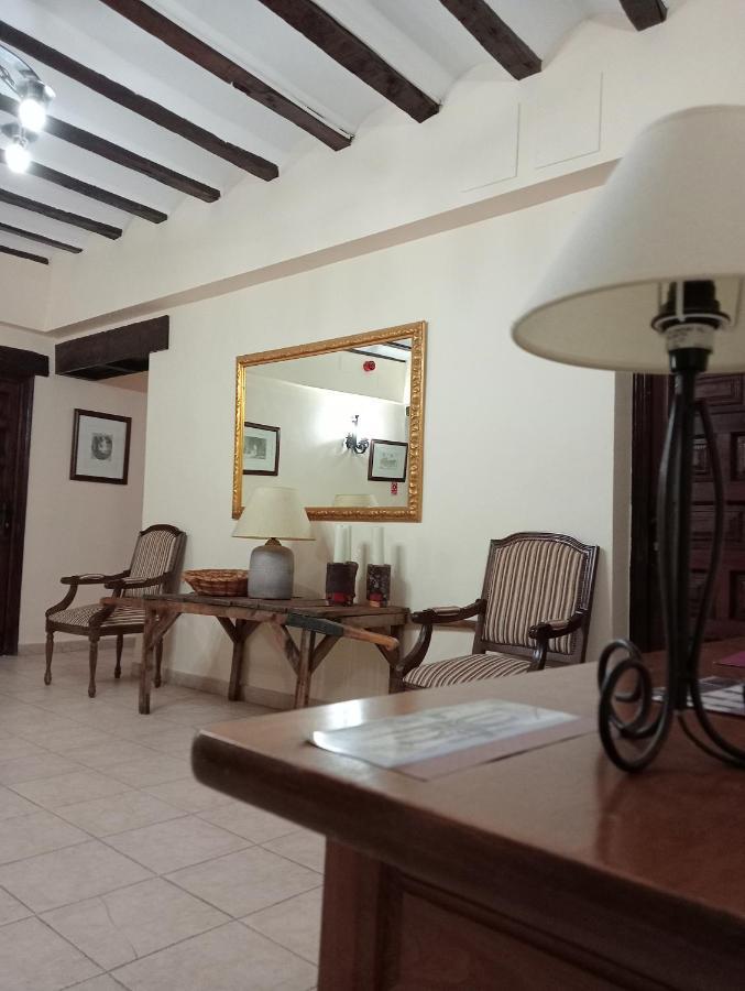 Hotel Nuevo Arlanza Covarrubias Kültér fotó